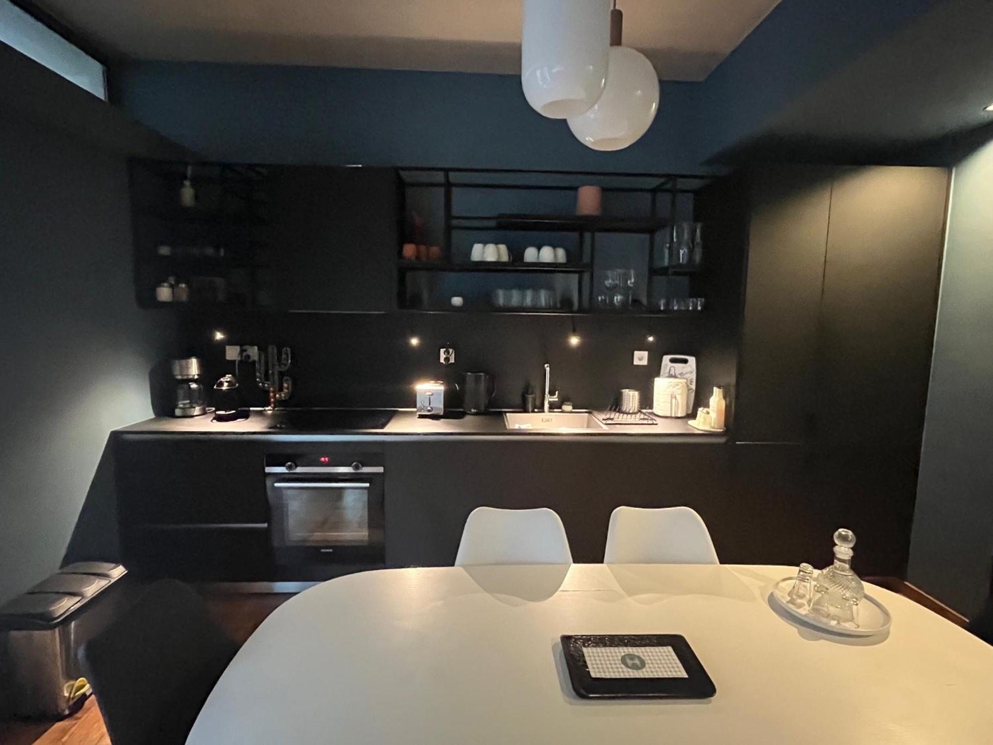 The H Experience Boutique Apartments Athén Kültér fotó