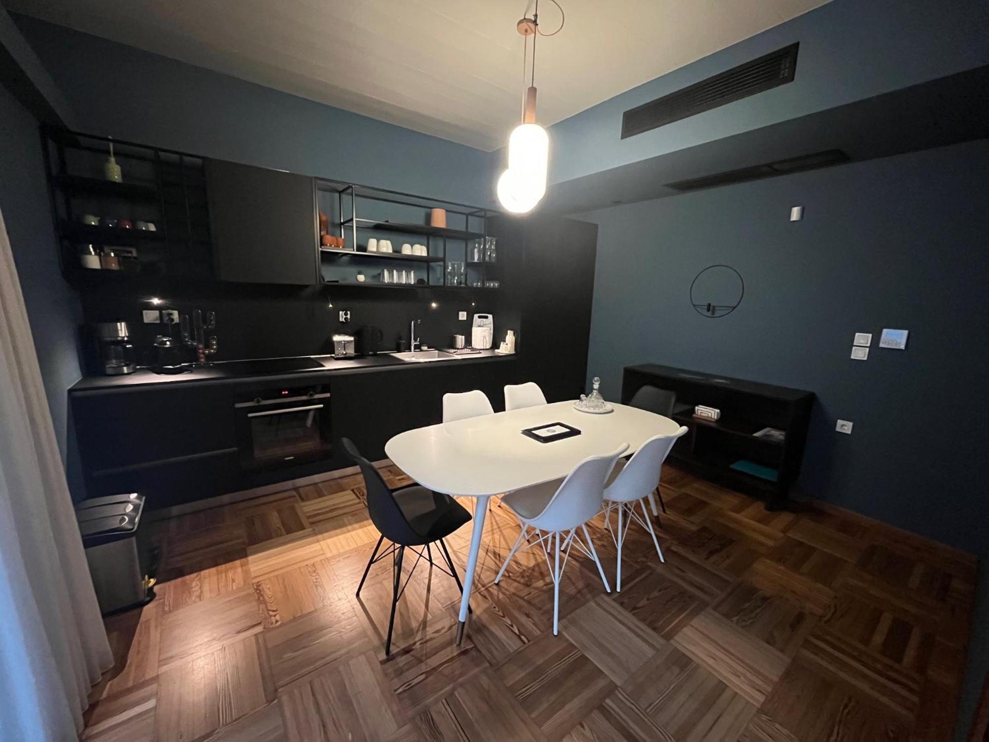 The H Experience Boutique Apartments Athén Kültér fotó